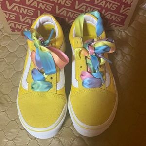 Little girl vans